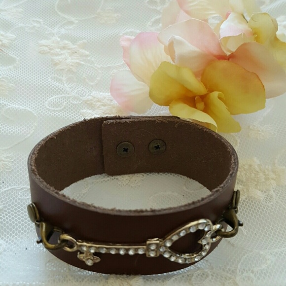 Brown Leather Bracelet with Silver Accents - Picture 1 of 4